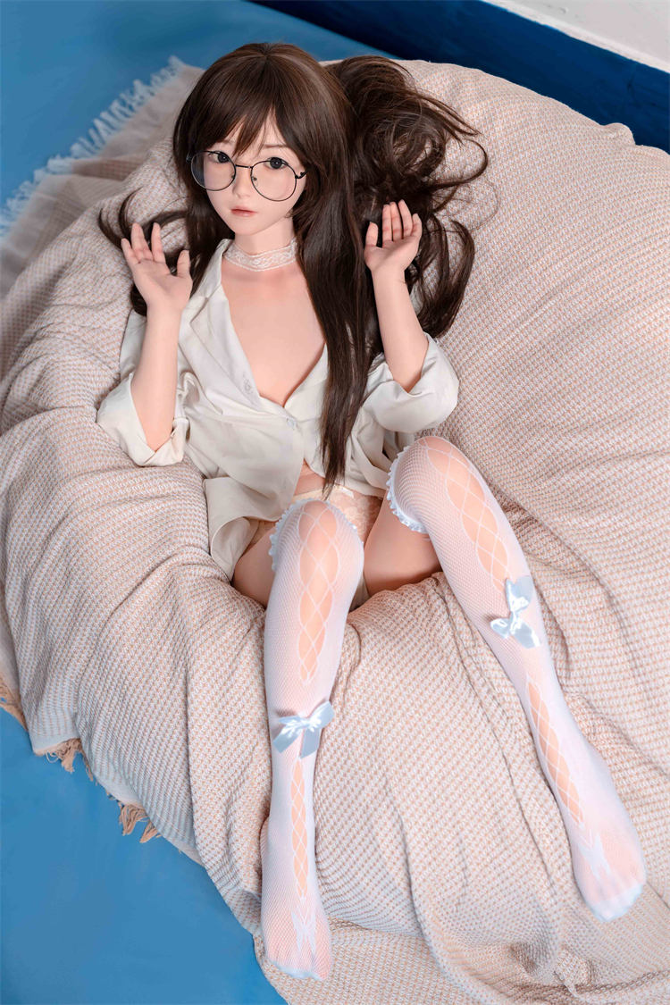 Free shipping 136cm full silicone doll SLM01